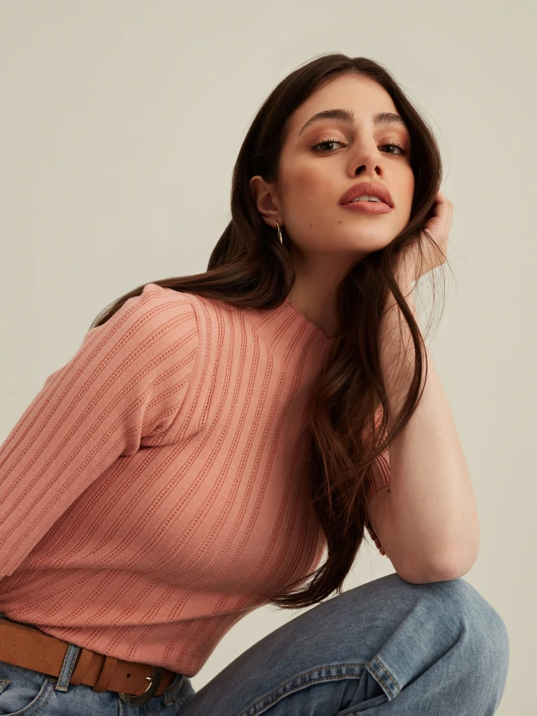 PINK KNITTED HALF TURTLENECK