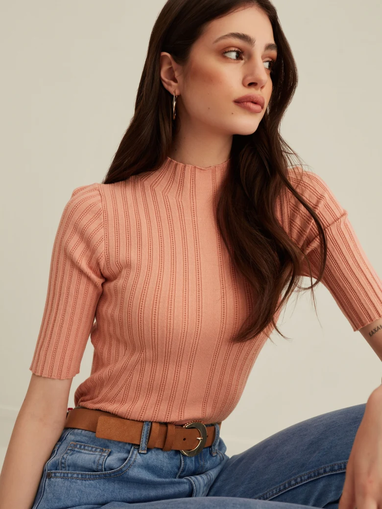 PINK KNITTED HALF TURTLENECK