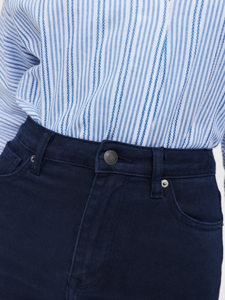 Tiered shirt with blue and white stripes