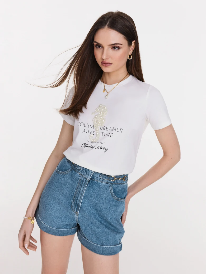 Cotton white T-shirt with applique