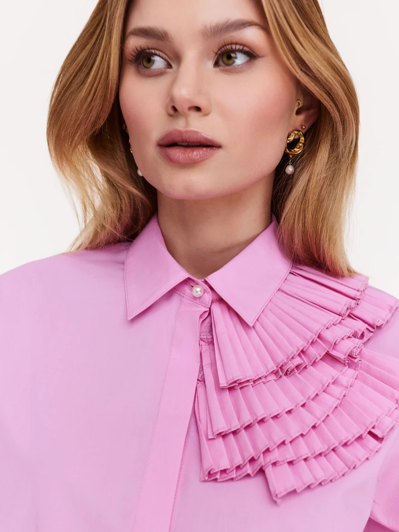 Pink cotton shirt with decorative ruffles