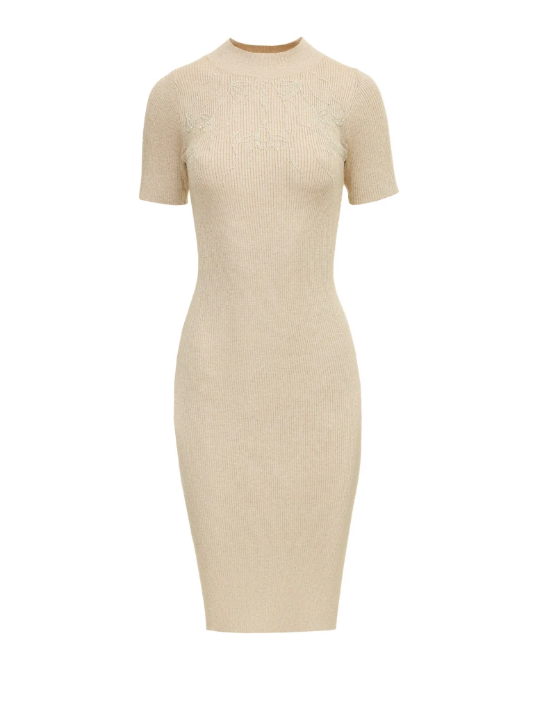 Beige knit dress with appliqué