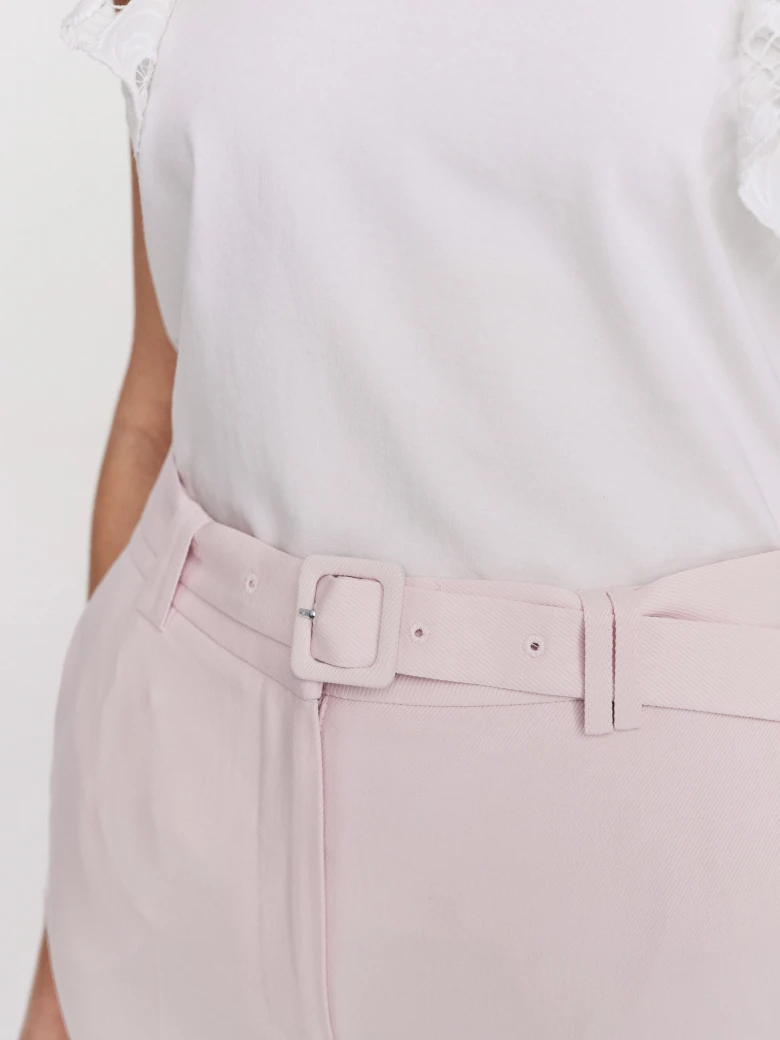 White and pink high-waisted pants