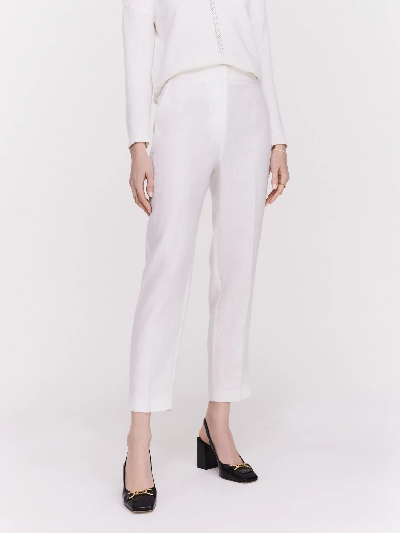Linen cigarette pants in white color