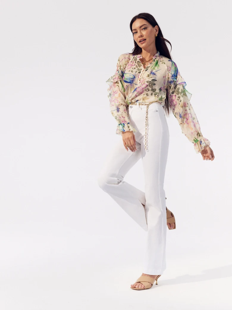 White cotton pants with flared legs