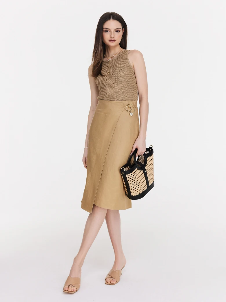Envelope skirt in linen