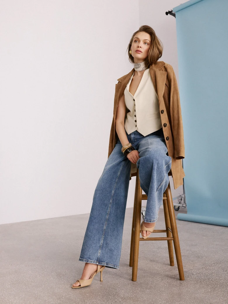 Jeansowe spodnie z wysokim stanem w stylu vintage