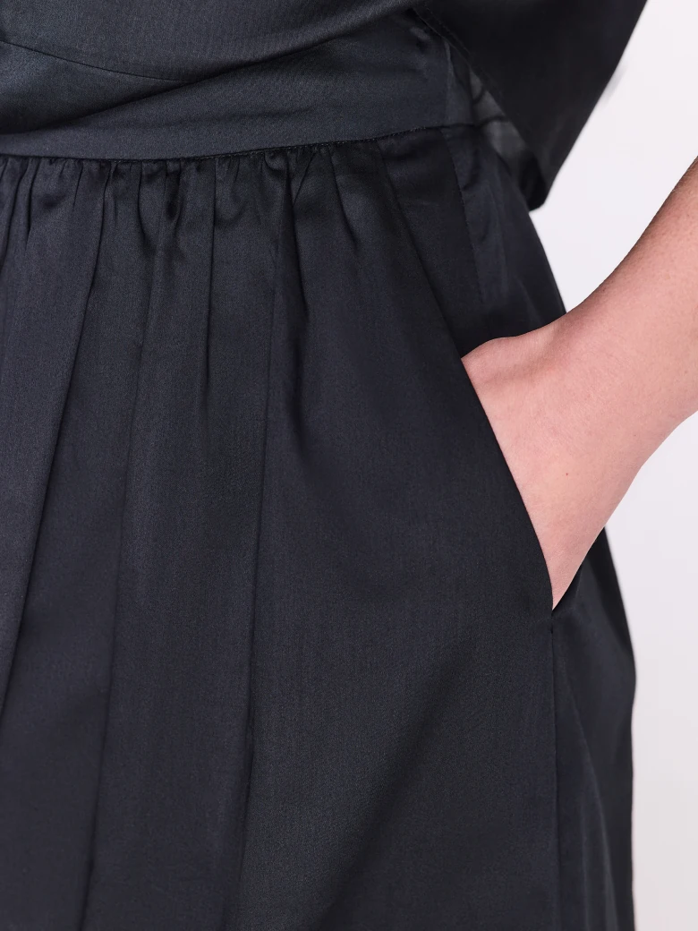 Black cotton high-waisted midi skirt