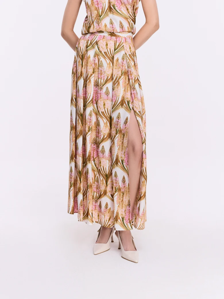 Long skirt with original print
