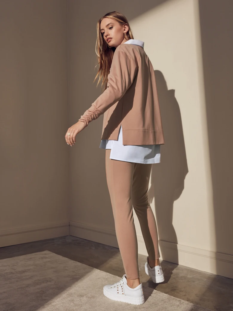 Oversize sweatshirt in beige
