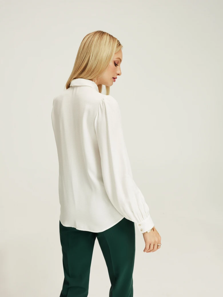 White shirt with tie binding