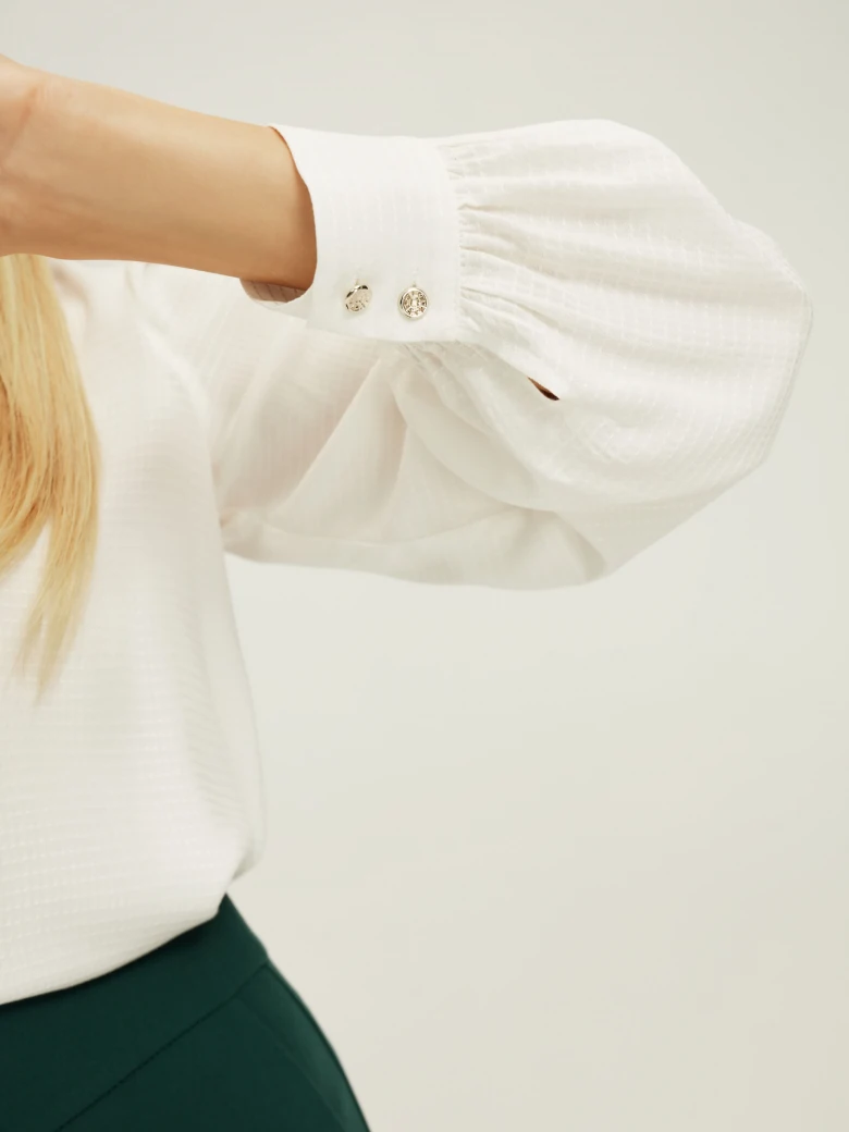 White shirt with tie binding