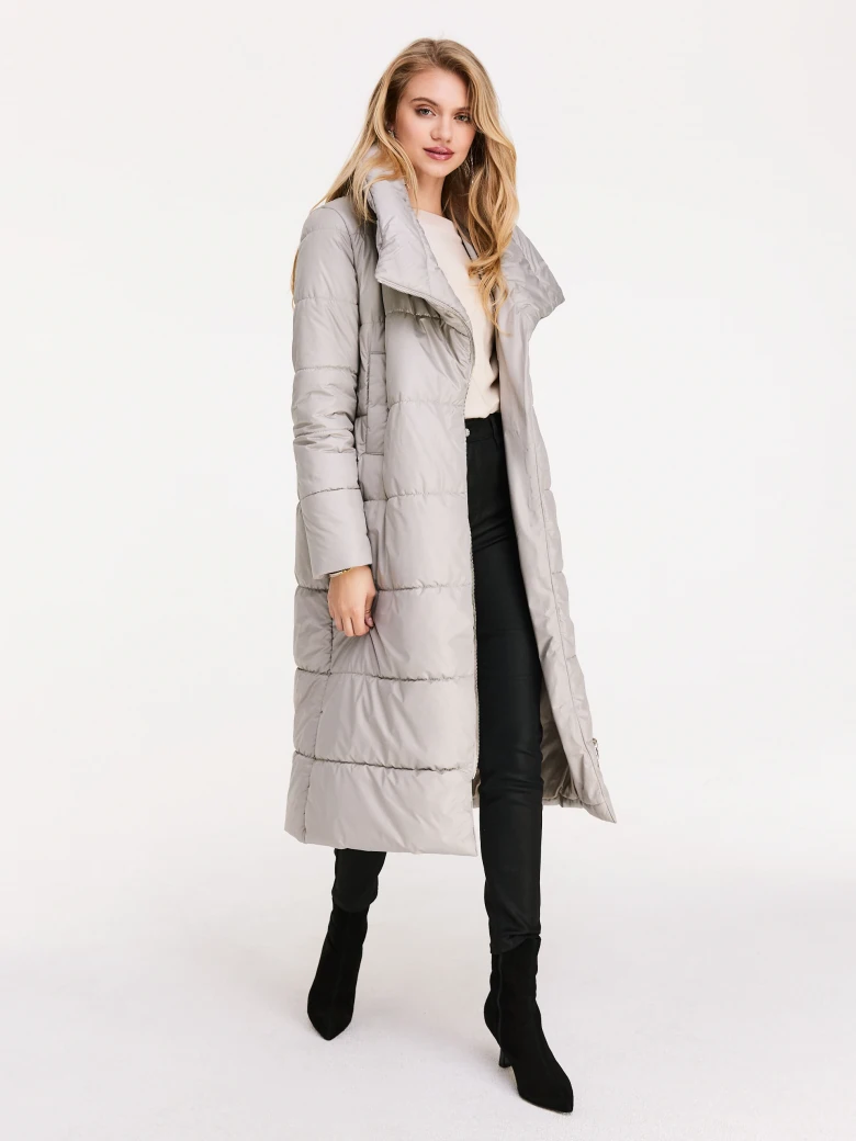 Long quilted coat in beige color