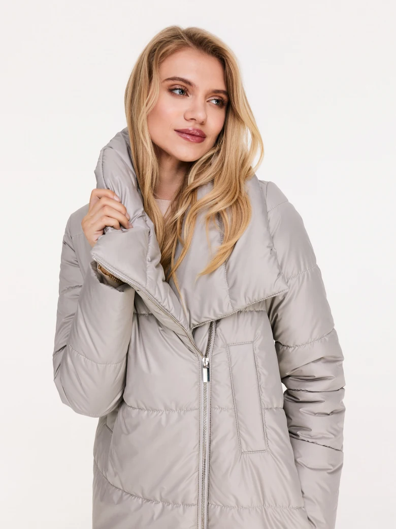 Long quilted coat in beige color