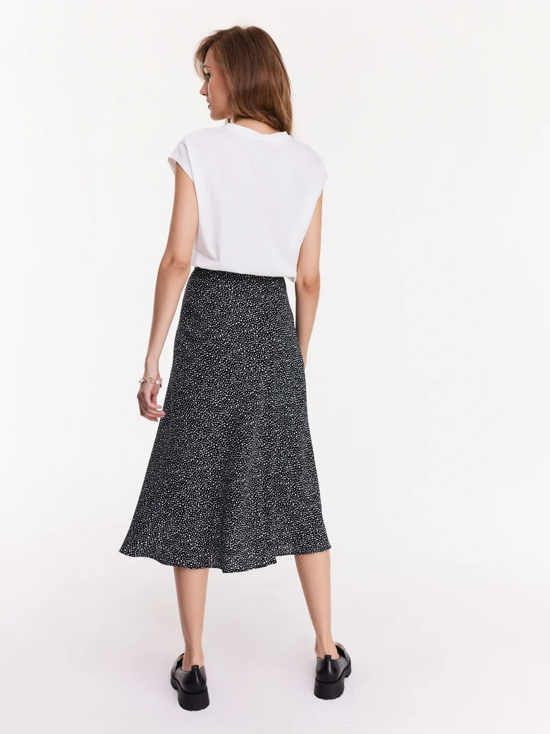 Black midi skirt
