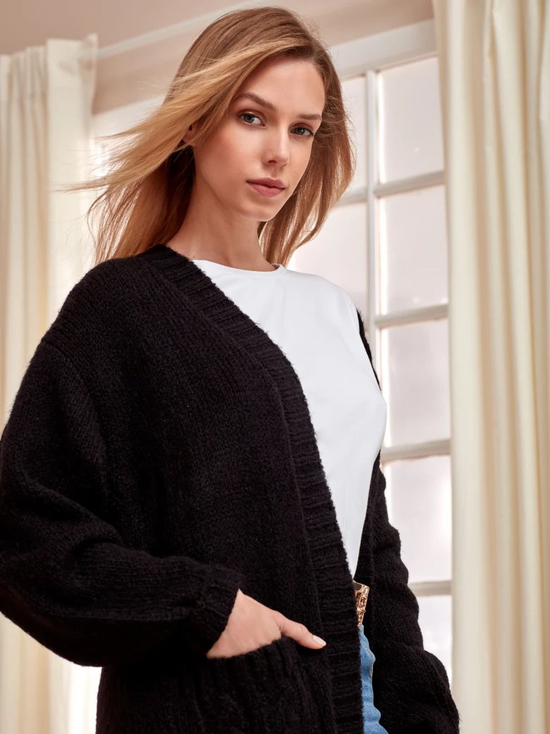 BLACK CARDIGAN WITH POCKETS