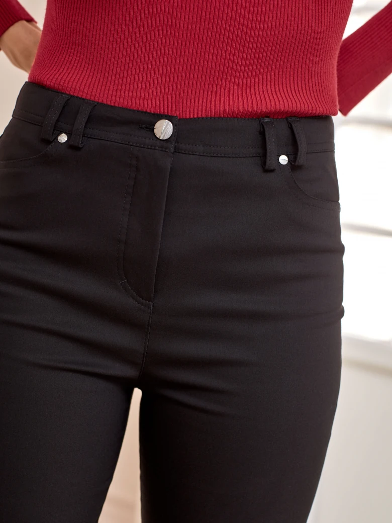 RED RIBBED SWEATER