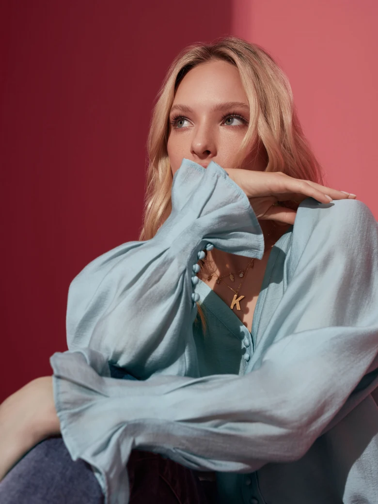 BLUE BLOUSE WITH COATED BUTTONS