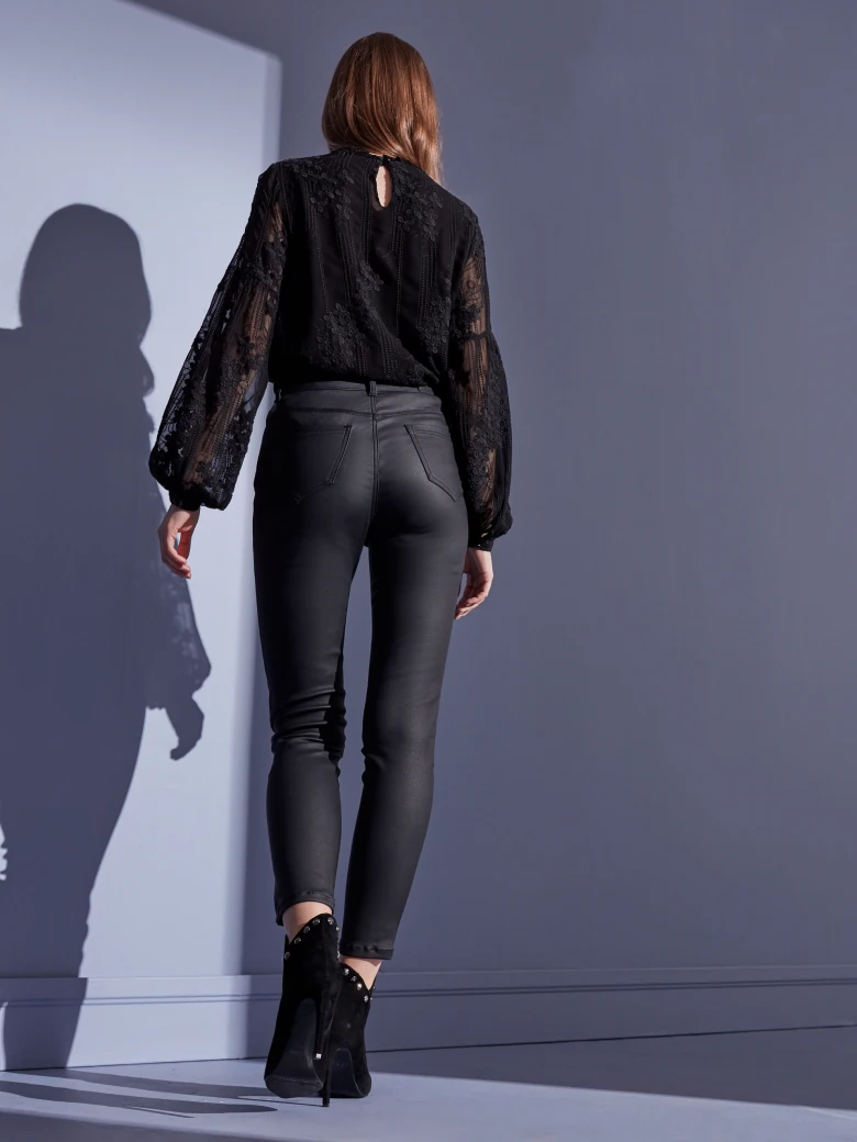 BLACK LACE BLOUSE
