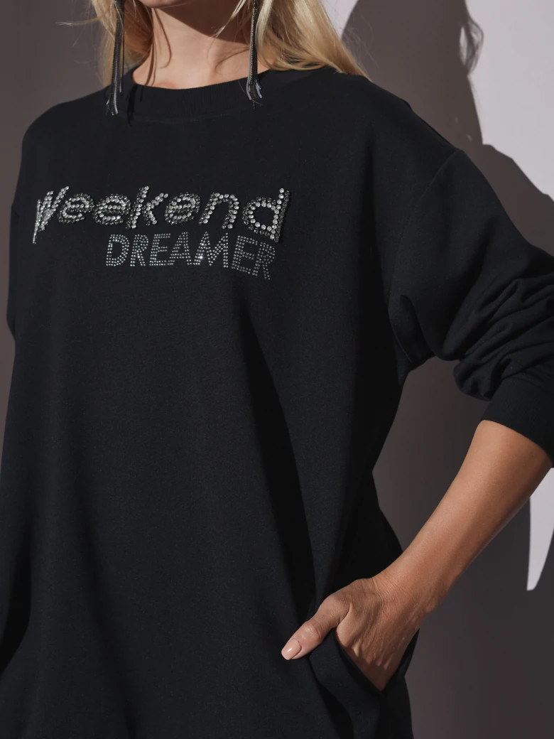 Black oversize sweatshirt