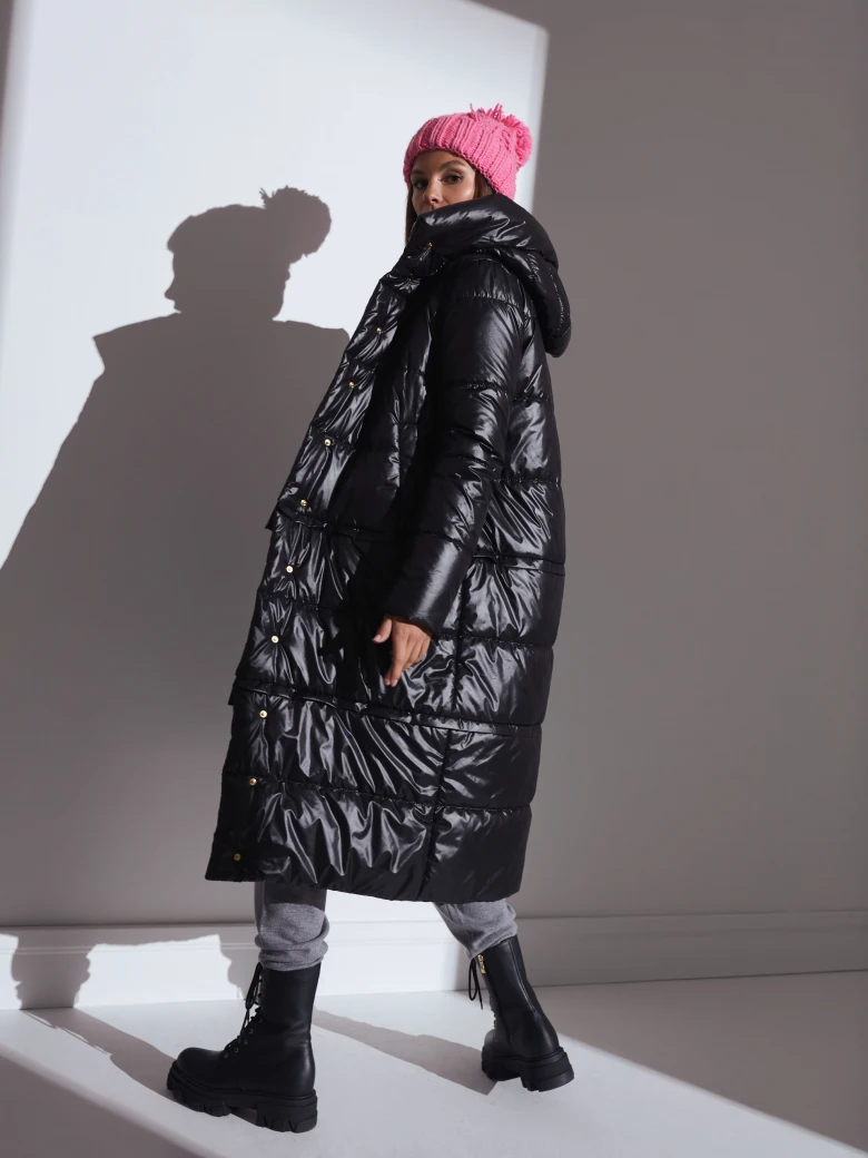 BLACK GLOSSY COAT