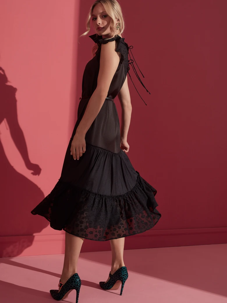 BLACK DRESS WITH RUFFLES