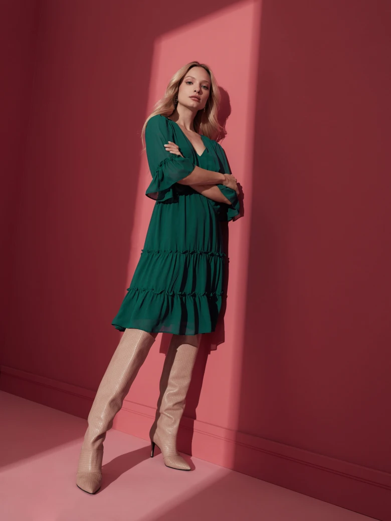GREEN DRESS WITH BACK NECKLINE