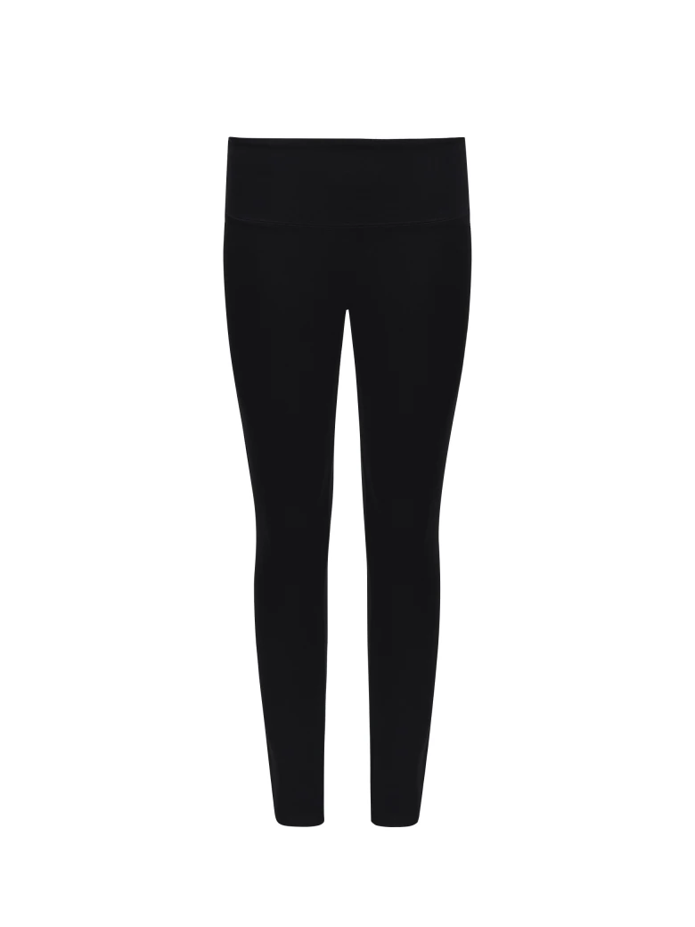 CZARNE DOPASOWANE LEGGINSY