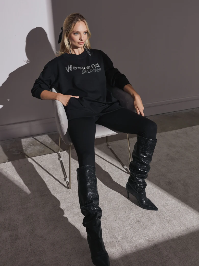 CZARNE DOPASOWANE LEGGINSY