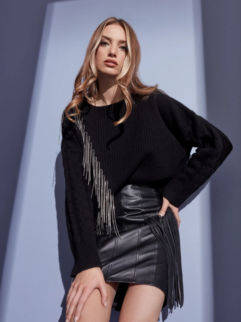 LEATHER SKIRT WITH TASSELS