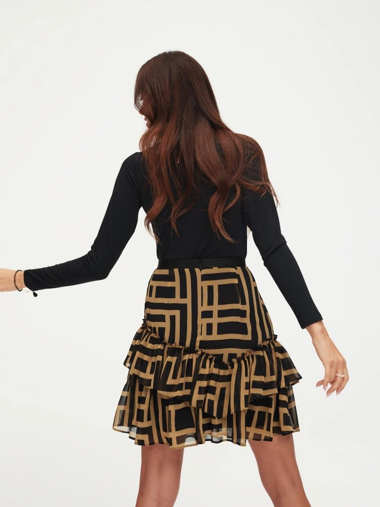 Black turtleneck body