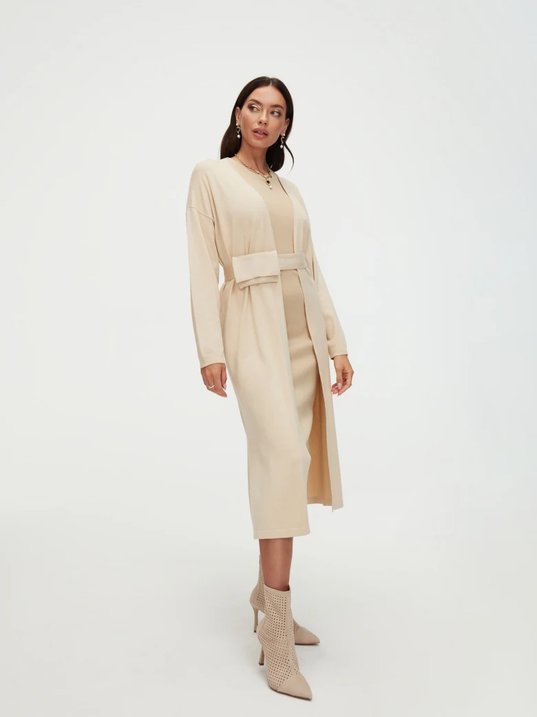 Long cardigan in beige color
