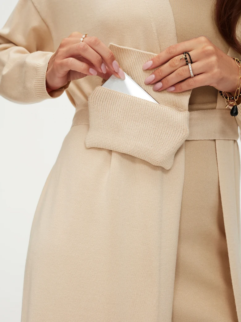 Long cardigan in beige color