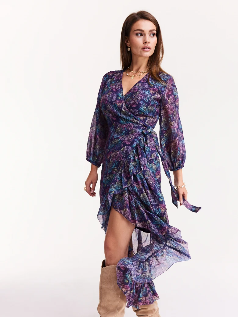 Airy dress with floral pattern