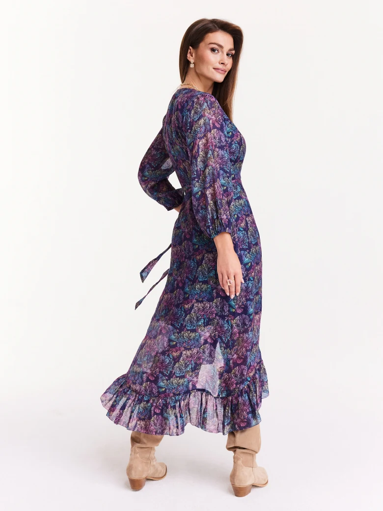 Airy dress with floral pattern