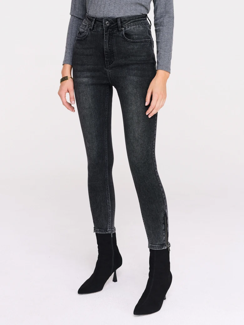 Grey high-waisted tube pants