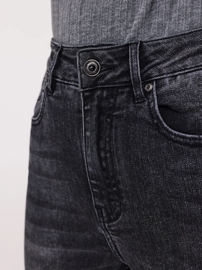 Grey high-waisted tube pants
