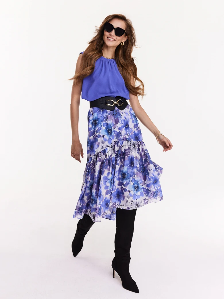High-waisted floral blown-out skirt