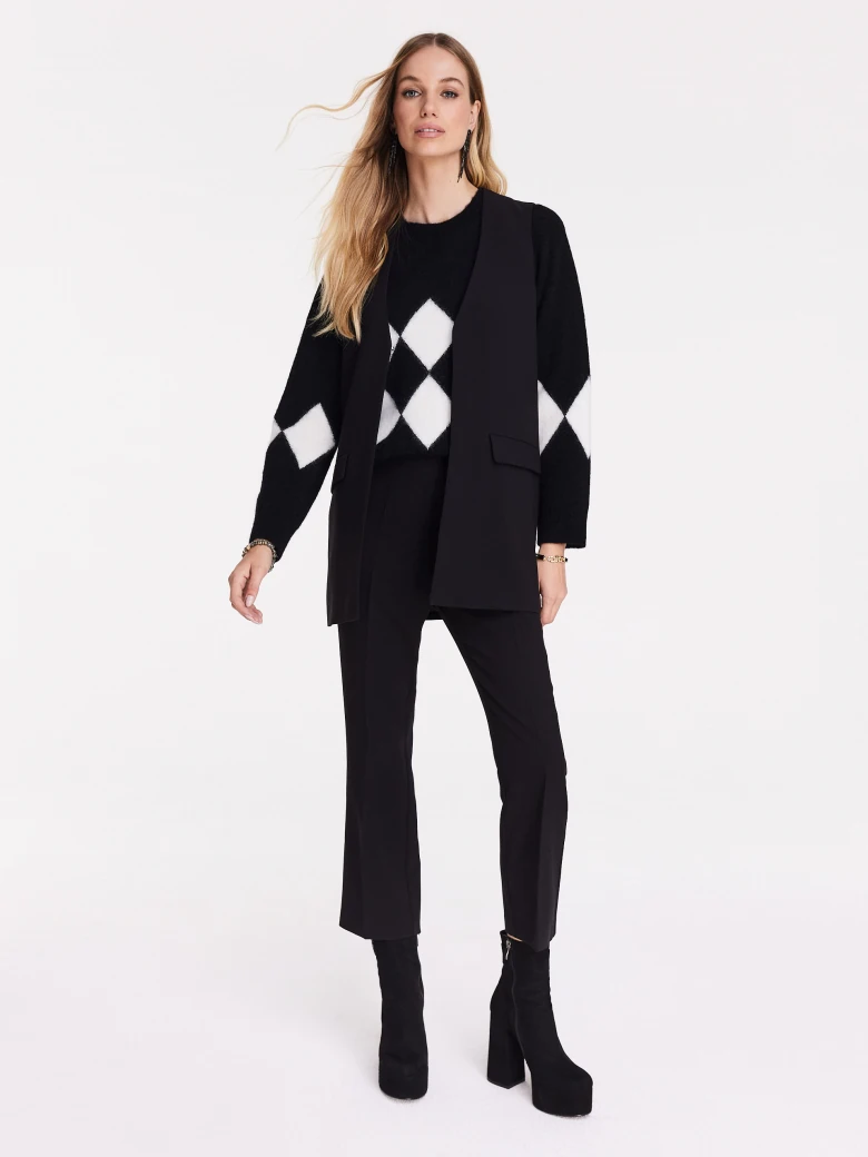 Black oversize sweater in diamonds