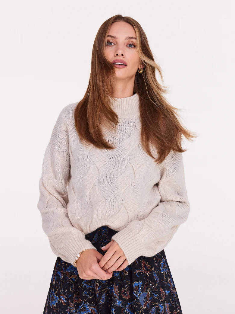 Beige half-golf with structured weave