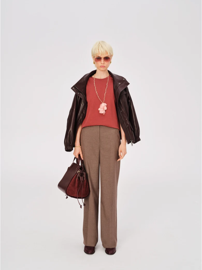 Short-sleeved blouse with linen and silk accents