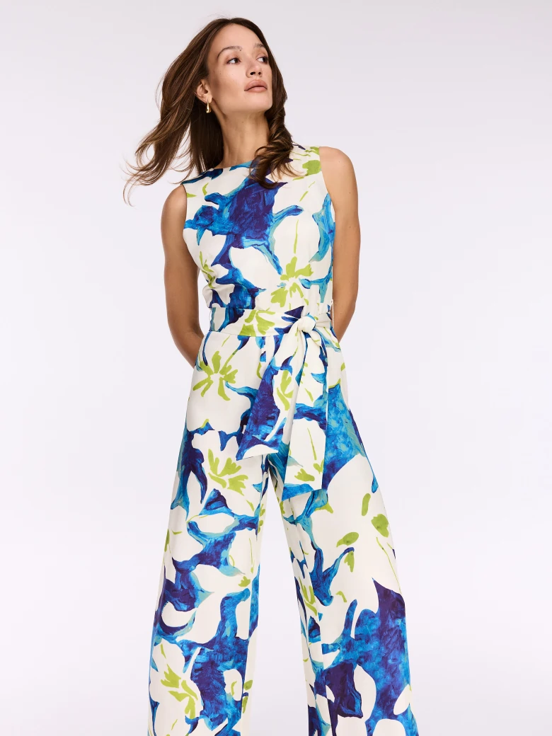 Airy viscose jumpsuit with floral print