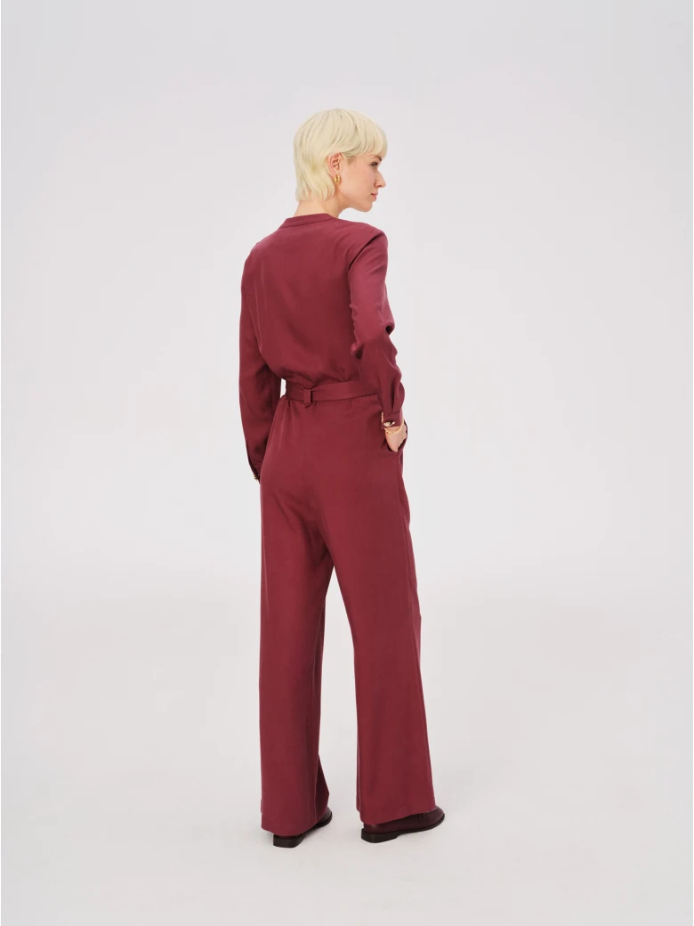 Elegant burgundy jumpsuit made of lyocell