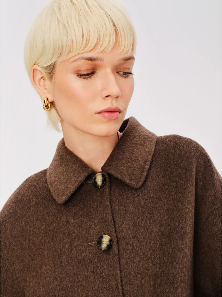 Double-sided oversized chocolate jacket