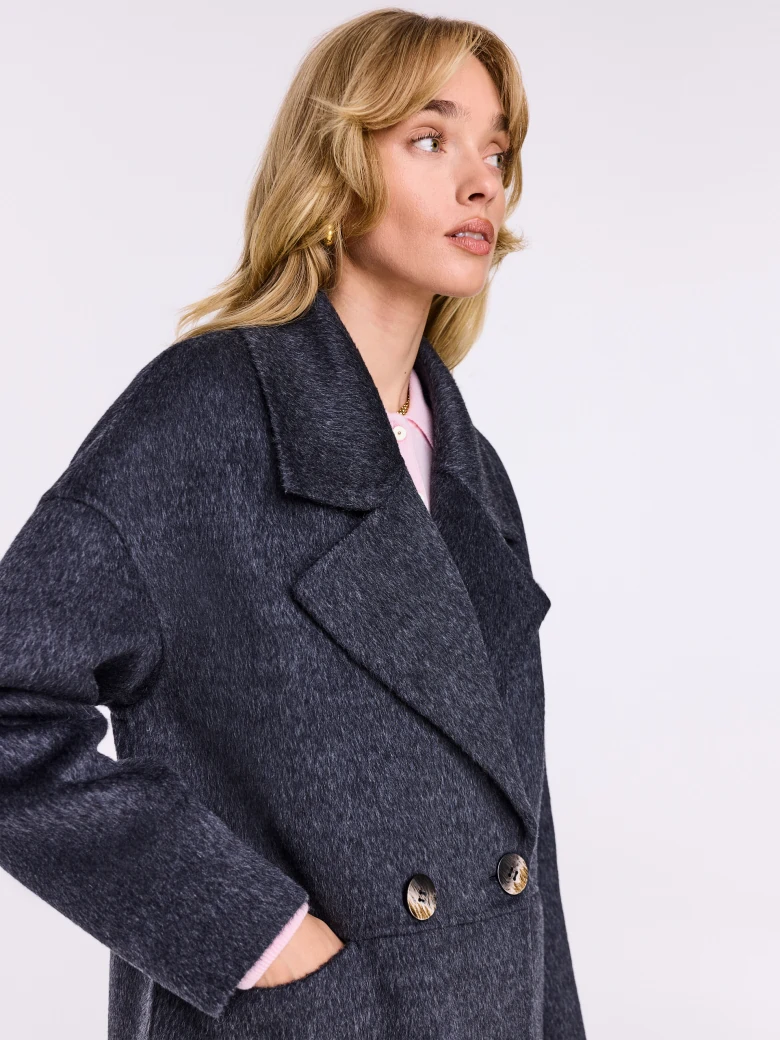 Elegant gray wool coat with silk and cashmere