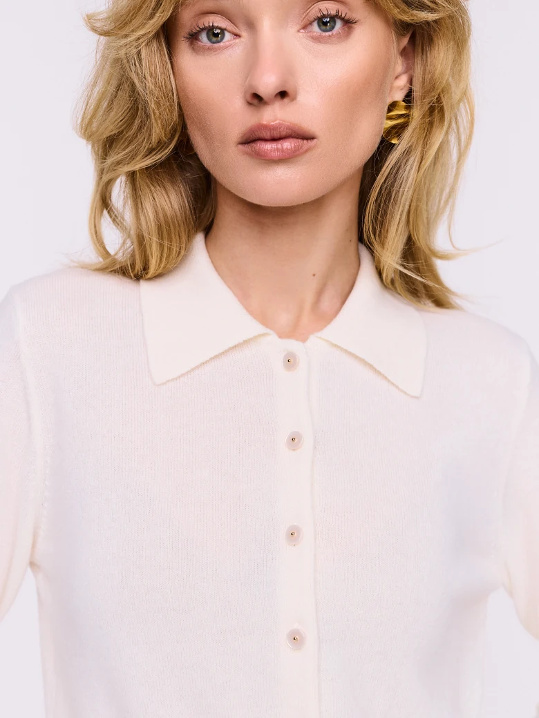 Wool sweater with cashmere