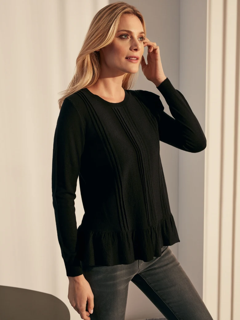 SWEATER WITH RUFFLE ON SHOULDER