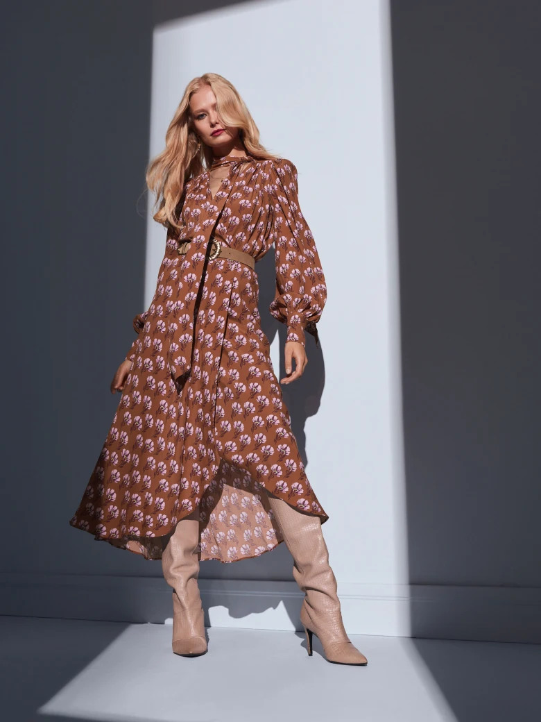Boho-style midi dress in brown