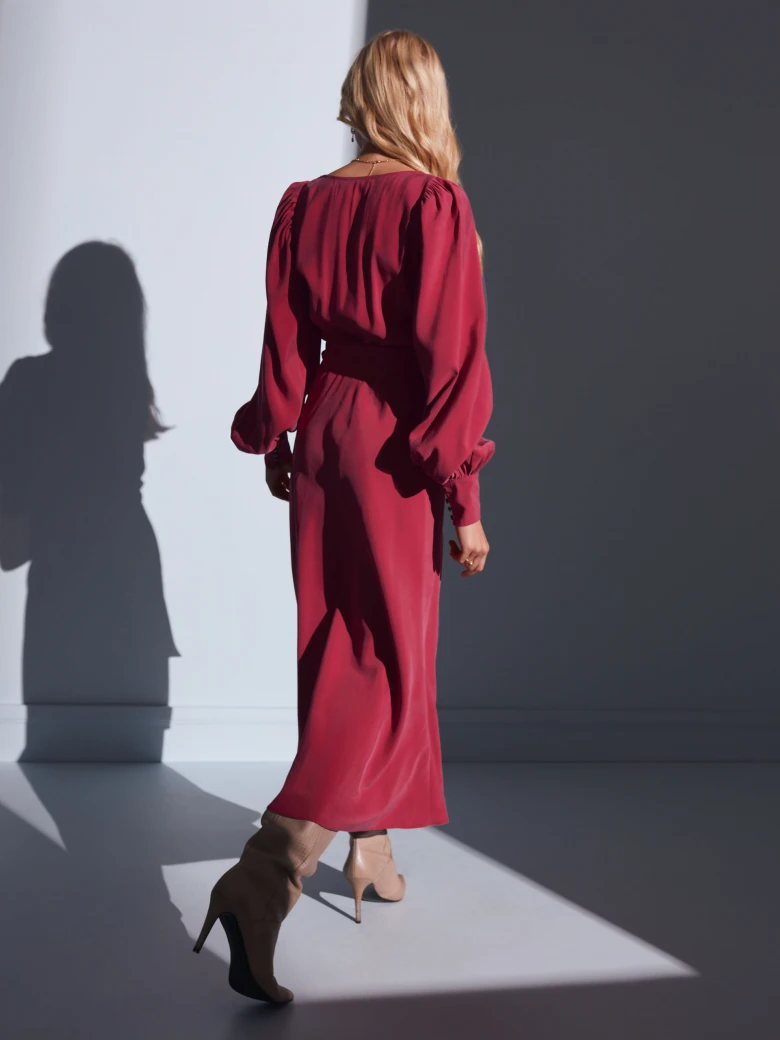 Long dress in wine red