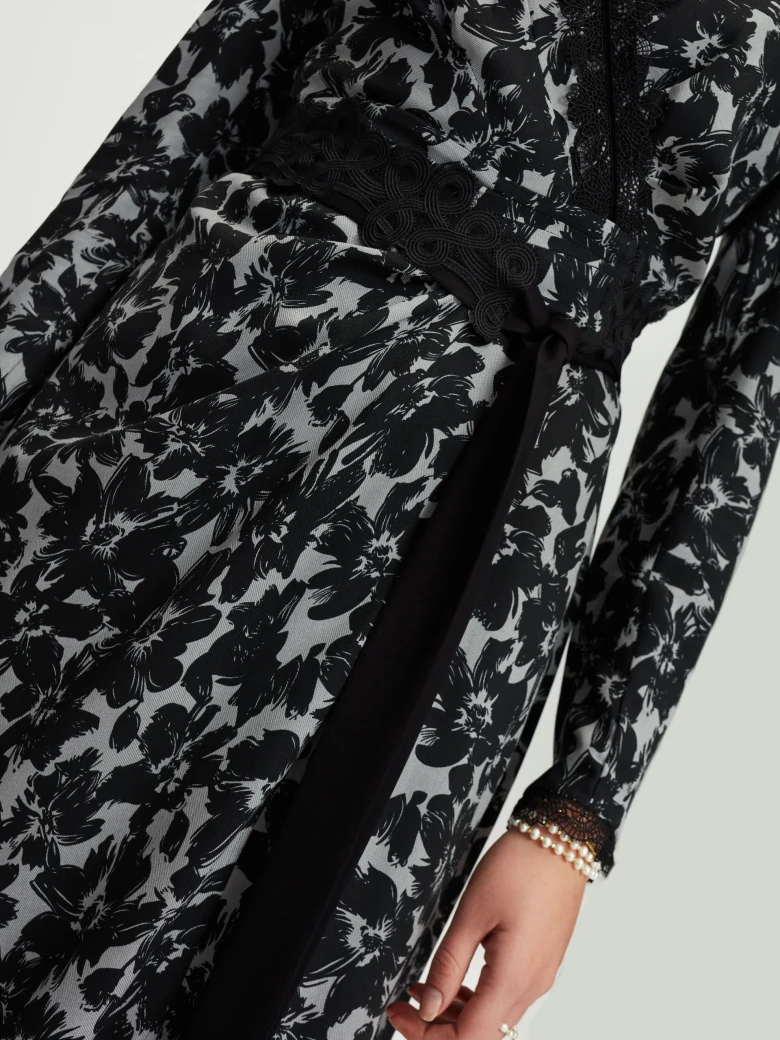 Envelope floral dress